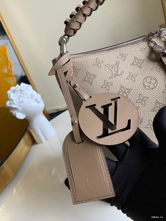 LOUIS VUITTON HOBO BEAUBOURG MM 0813